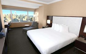 Hilton Union Square 4*